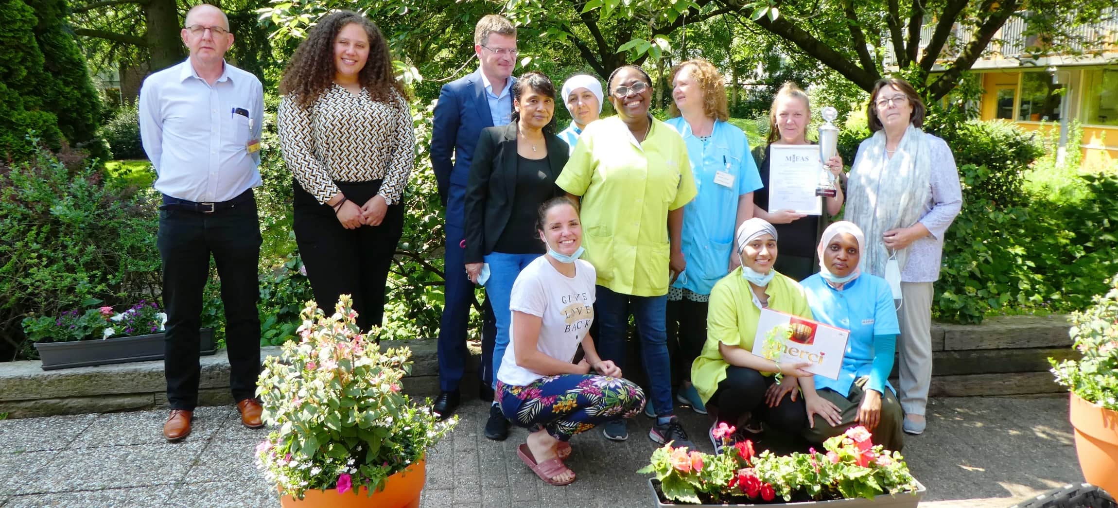 Uitreiking prijs Beste Zorgstage 2020 door MFAS aan zorgcentrum De Venser