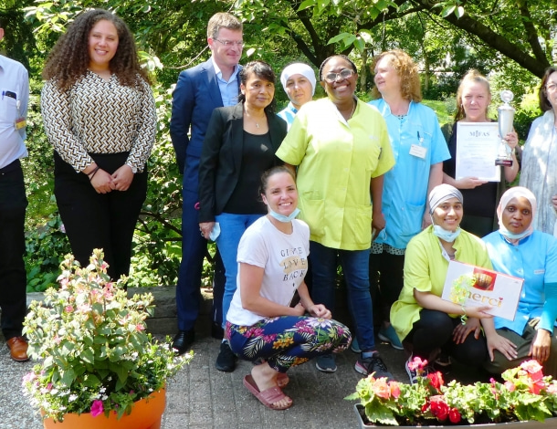 Uitreiking prijs Beste Zorgstage 2020 door MFAS aan zorgcentrum De Venser
